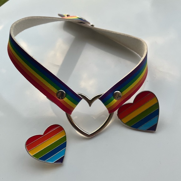 π΄ SALE ! red dot items are 2 for $25 . Bundle more than 3 and its $10 each π - Picture 9 of 11